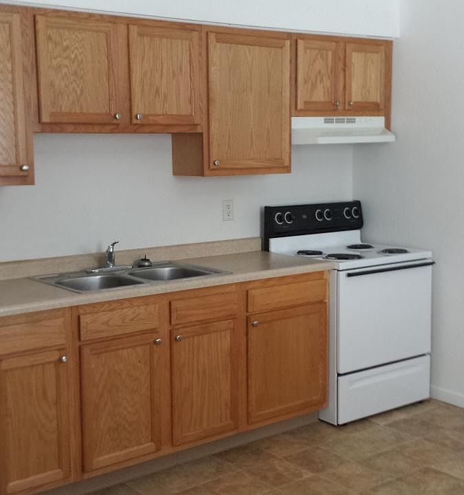 2nd image of 6914 Old Porter Ct