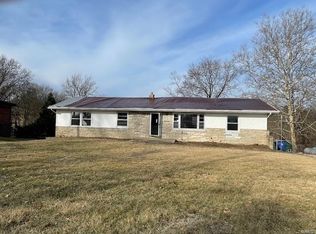 15455 Old Jamestown Rd, Florissant, MO 63034