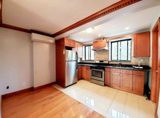 219 24th St #2, Brooklyn, NY 11232