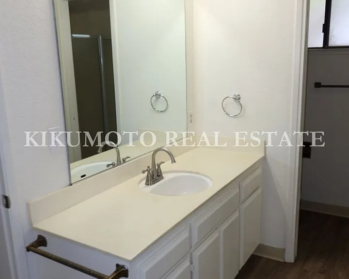 119 Parkshore Cir — Photo 7