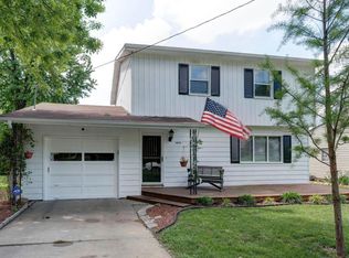 1014 E McClernon St, Springfield, MO 65803