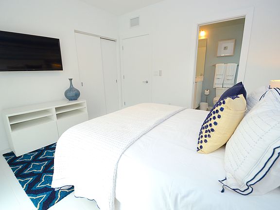 5th image of 1391 N Ocean Blvd