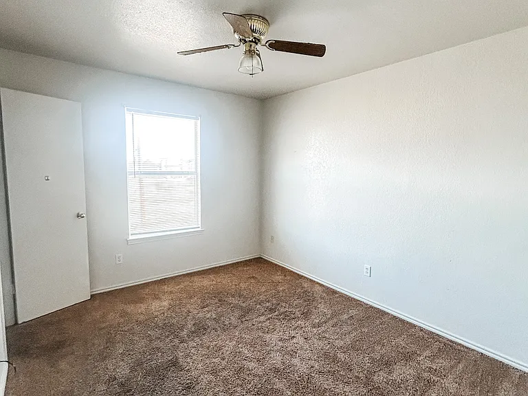 1808 Windward Dr #D — Photo 14