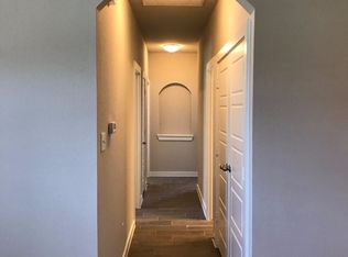 906/908 Skyview Dr, Midlothian, TX 76065