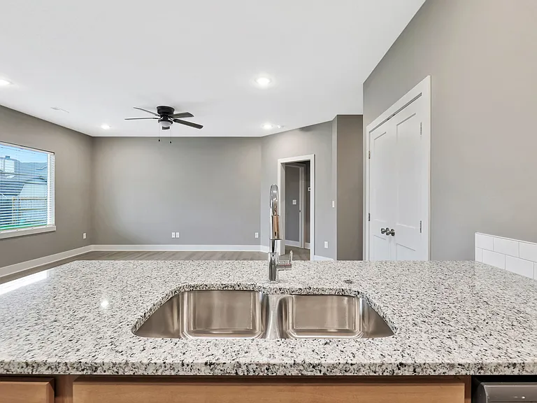 4579 S Doris Ct — Photo 25