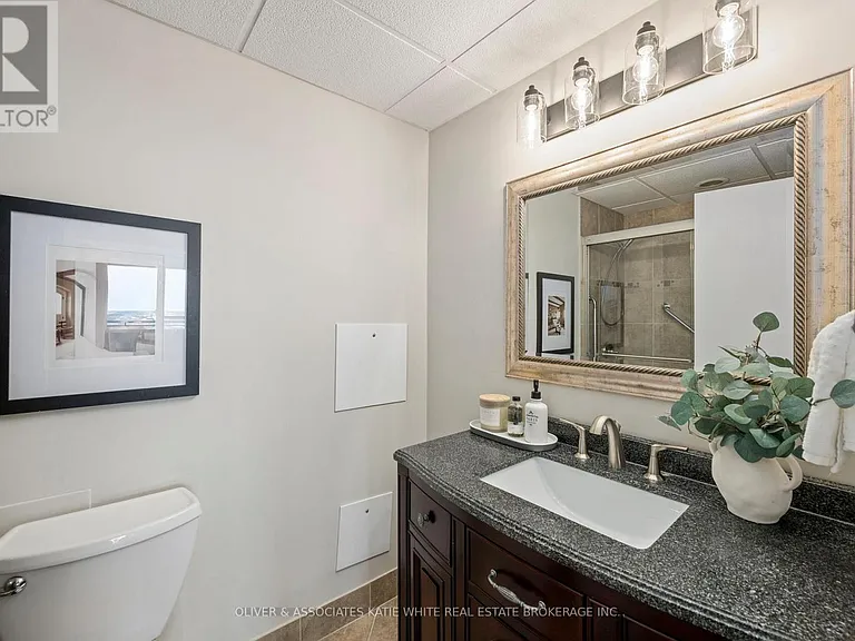 389 Dundas St #1901 — Photo 21