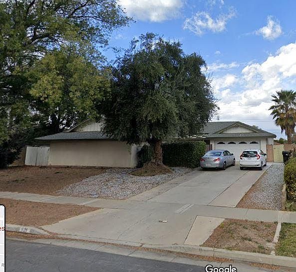 1st image of 629 W Hacienda Dr