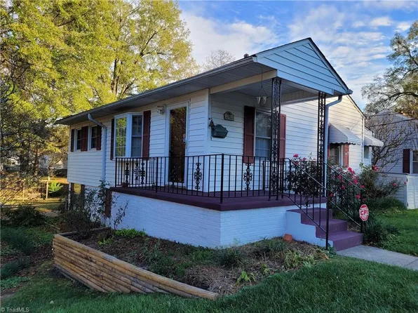 1101 Neal St, Greensboro, NC 27403
