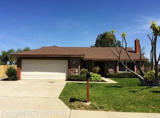 1310 Walnutview Dr, Encinitas, CA 92024