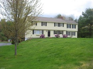 24 Palm Dr, Greenland, NH 03840