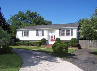 234 Mount Sinai Coram Rd, Coram, NY 11727