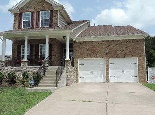 1556 Goldfinch Cir, Hermitage, TN 37076