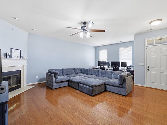 5th image of 204 Hays Blvd