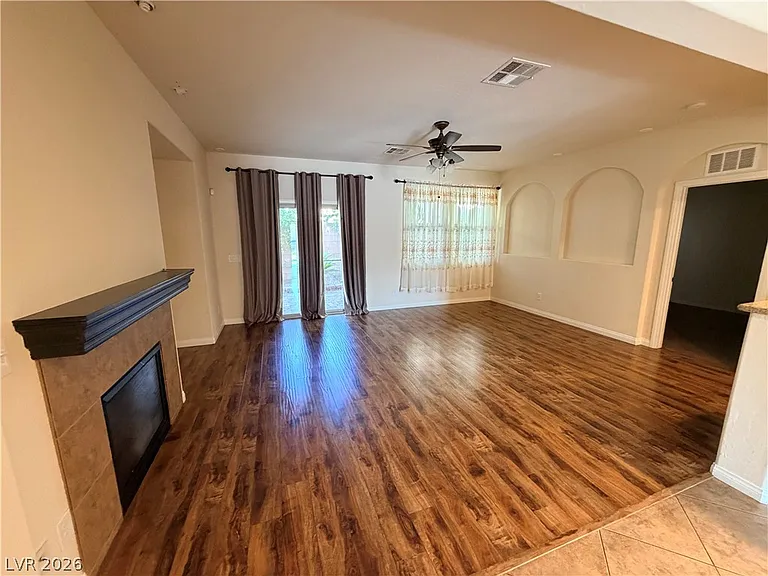 440 Eagle Glen Rd — Photo 3