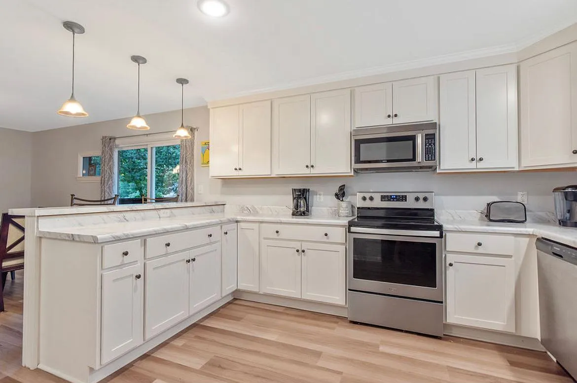 2316 Sierra Dr — Photo 1