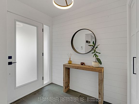 2nd image of 1634 Tarn Rd