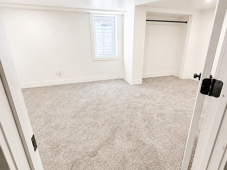 755 Carbon St — Photo 20