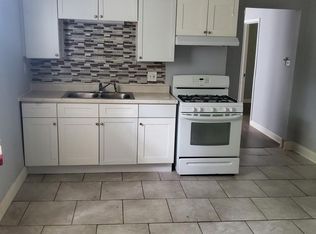 900 W 50th Pl #1, Chicago, IL 60609