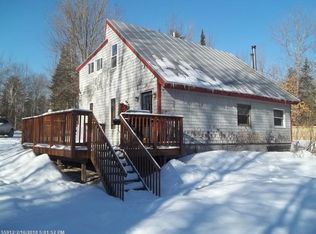 9 Hemlock Hollow Rd, New Sharon, ME 04955