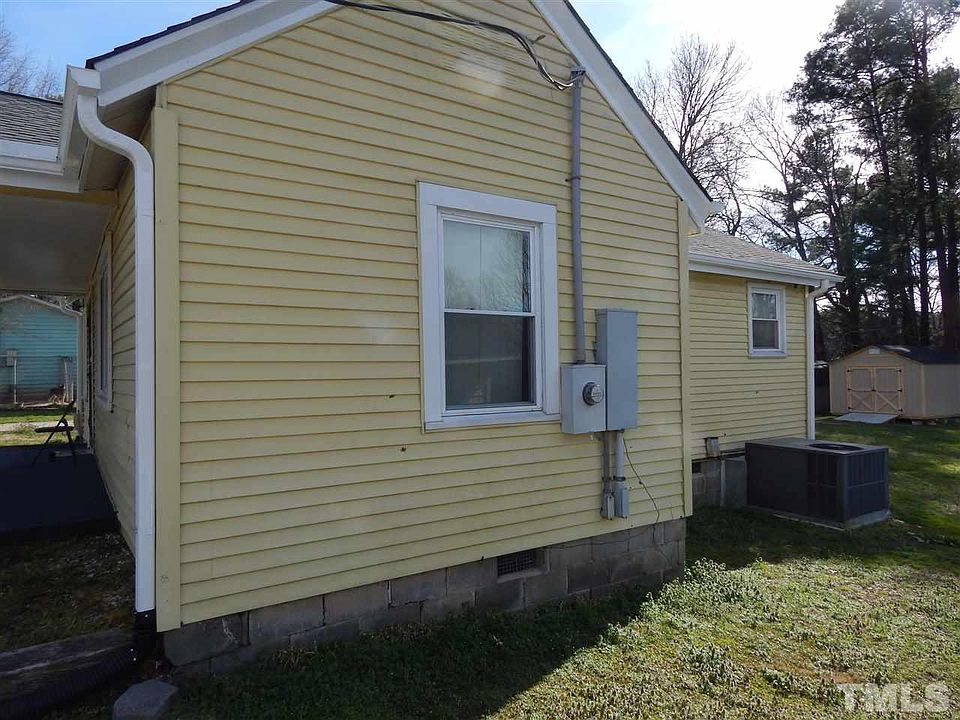 2nd image of 918 Corona St