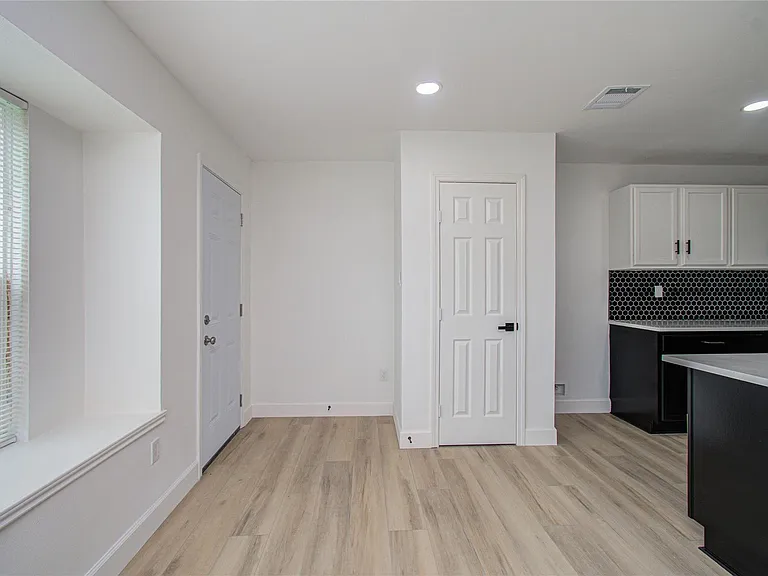 15448 Chipman Ln #5448 — Photo 15
