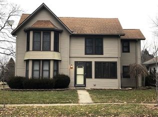 217 W Crawford St, Peotone, IL