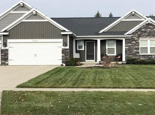 3127 Park North Dr, Jenison, MI 49428