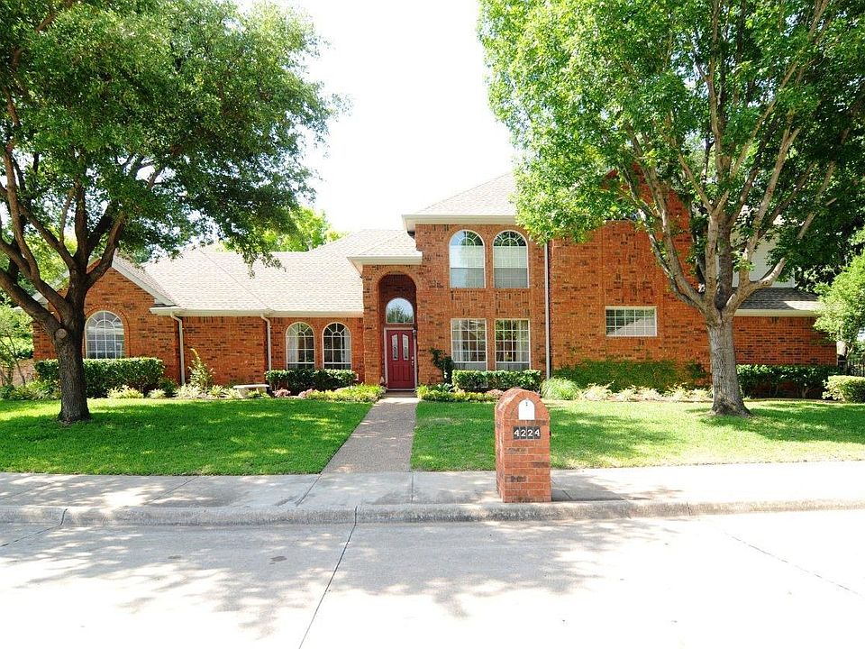 Front facing north