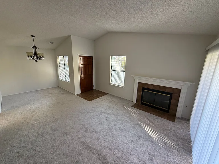 4933 Conway Ter — Photo 3