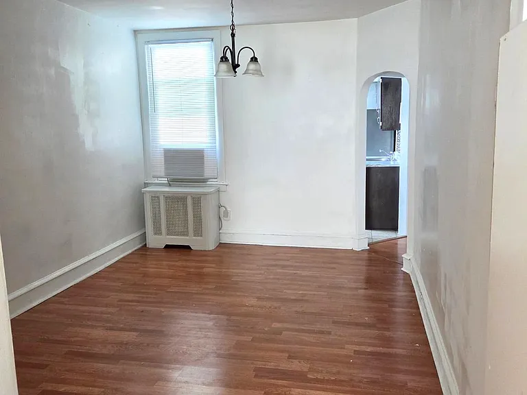 5842 N 12th St — Photo 7