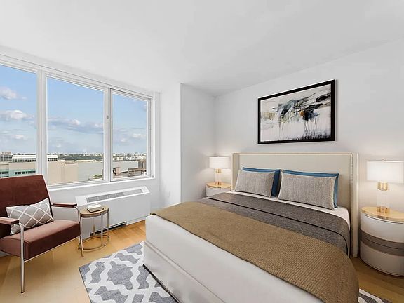 3rd image of 605 W 42nd St APT 51A