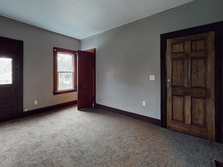 236 Watson St — Photo 41
