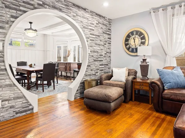 27 S Oakland Ave #Id1309010p, Ventnor City, NJ 08406