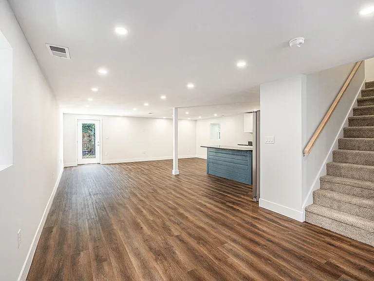 Open living area/kitchen