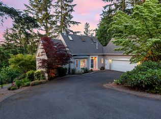 26820 SW Petes Mountain Rd, West Linn, OR 97068