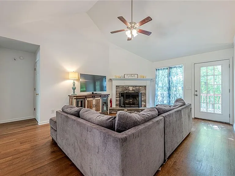 262 Morse Elm Loop — Photo 10