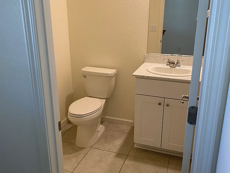 8940 Wolf River Dr — Photo 4