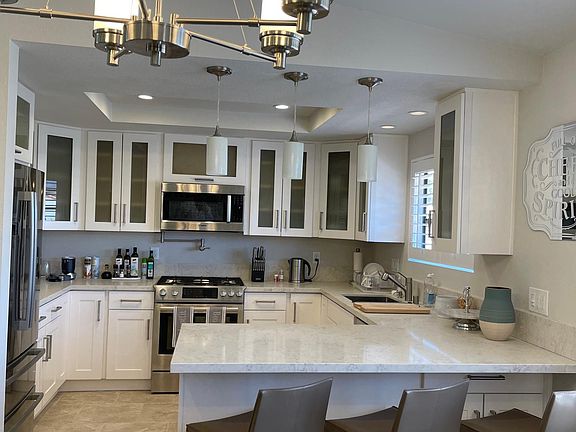 Kitchen with Stainless Steel and Top pf the Line Bosch Appliances