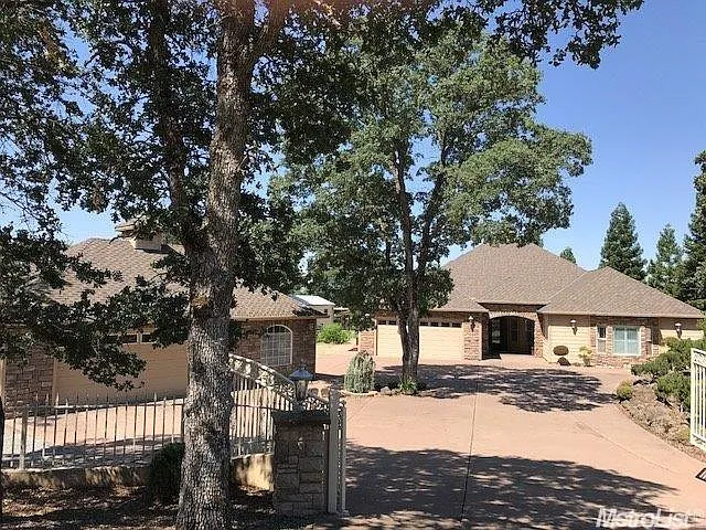 3400 Dunn Rd photo 1