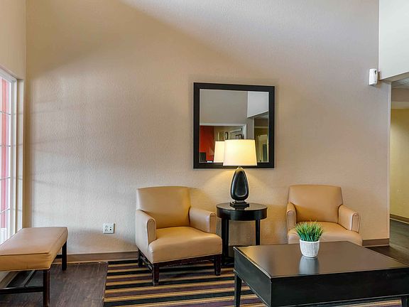 Lobby and Guest Check-in