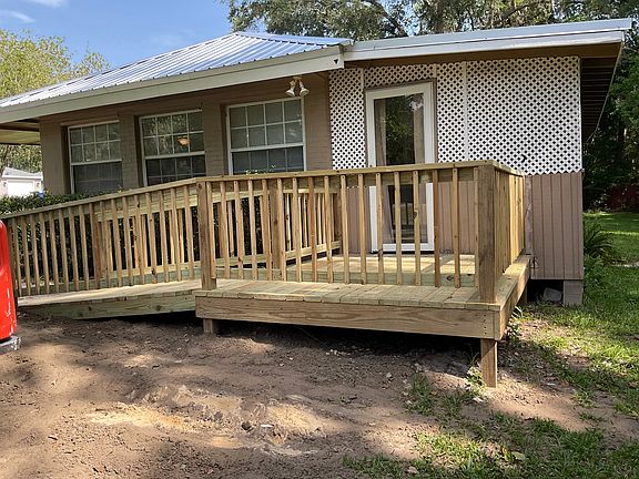 Outdoor porch