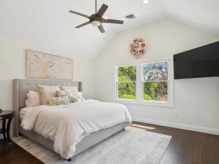 255 Moses Ln — Photo 18