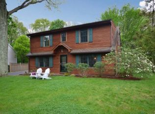 388 Grandview Rd, Fairfield, CT 06825