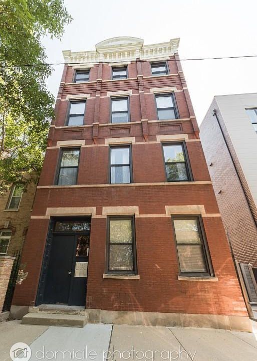 1st image of 1629 N Burling St #622