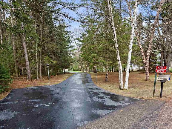 Shared driveway at entrance only