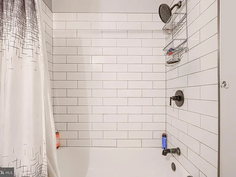 1729 Guilford Ave #3 — Photo 12