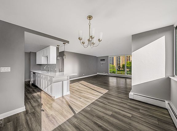 5th image of 2200 S Stewart Ave APT 4M