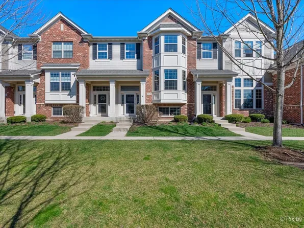 0N079 Vermont Ct, Winfield, IL 60190