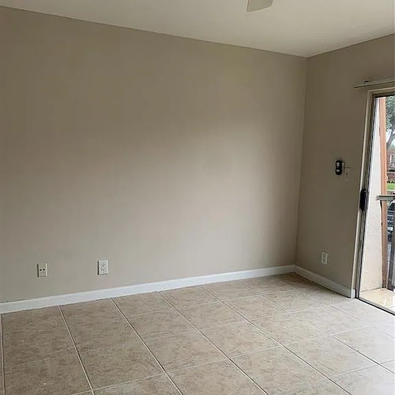 2161 Orange Grove Dr #D-9 — Photo 13