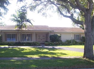 461 W Tropical Way, Plantation, FL 33317